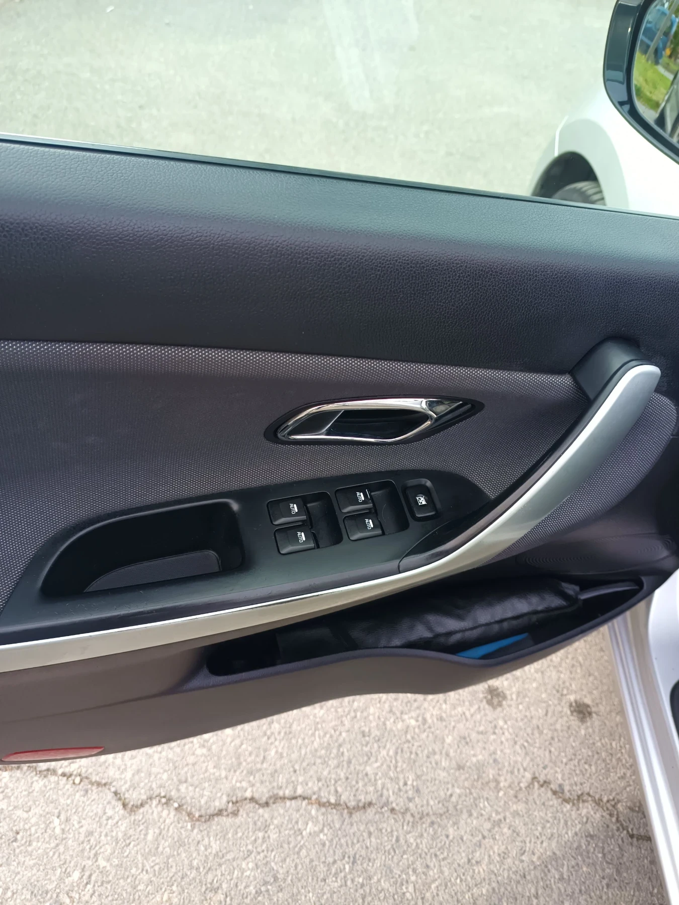 Kia Ceed 1, 6 CRDI , снимка 16 - Автомобили и джипове - 56684207