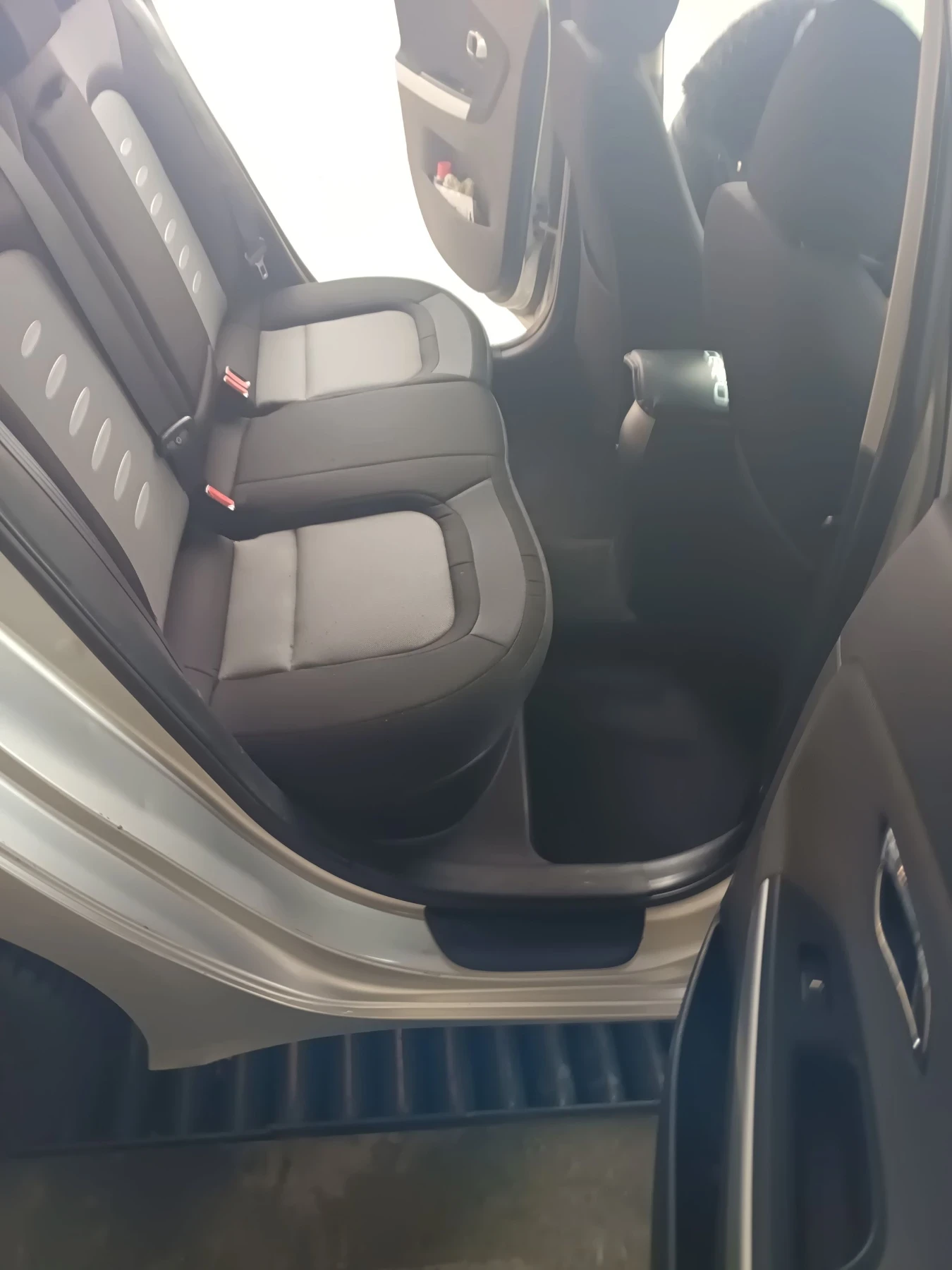 Kia Ceed 1, 6 CRDI , снимка 11 - Автомобили и джипове - 56684207