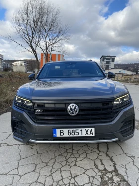     VW Touareg R-line