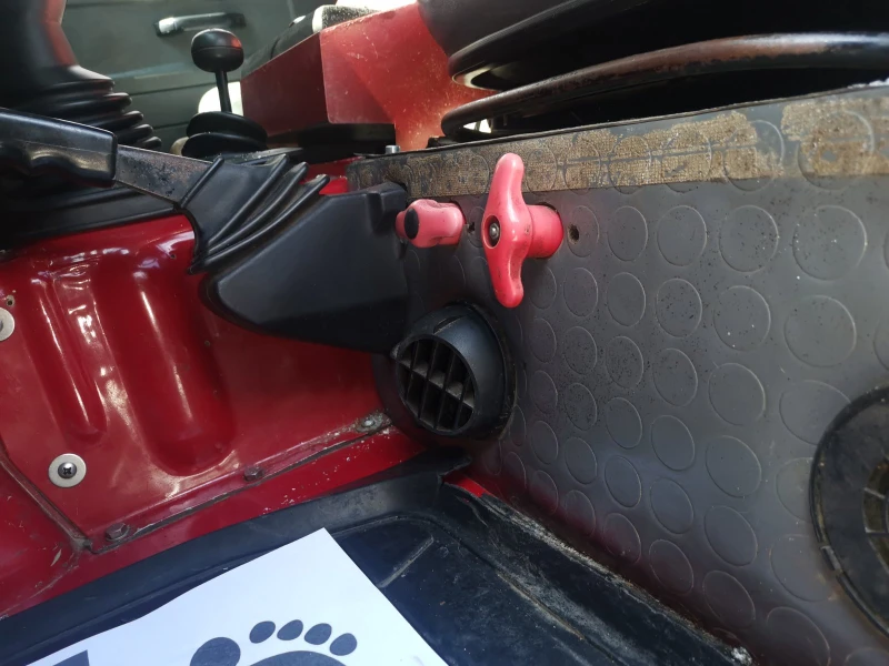 Land Rover Defender 200 TDi, снимка 8 - Автомобили и джипове - 52408563