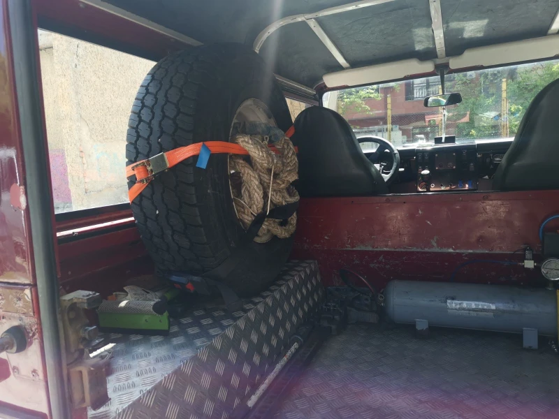 Land Rover Defender 200 TDi, снимка 2 - Автомобили и джипове - 52408563