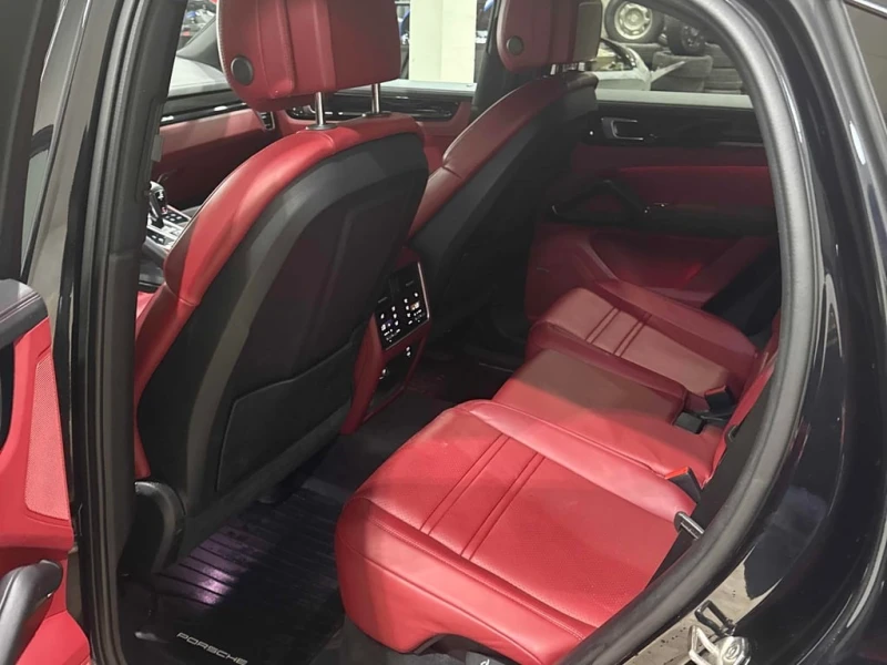 Porsche Cayenne * Coupe AWD * CARFAX * БЕЗ ПЪРВОНАЧАЛНА ВНОСКА, снимка 11 - Автомобили и джипове - 52587875