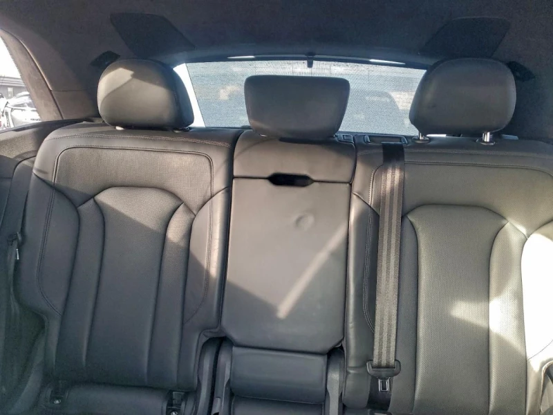 Audi Q8, снимка 10 - Автомобили и джипове - 52728189