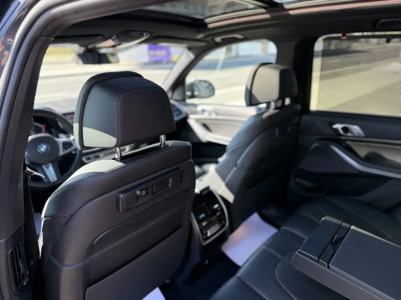 BMW X5 M-pkg* Harman/Kardon* Head-Up* 360View* Пaно* Подг, снимка 14 - Автомобили и джипове - 53112845