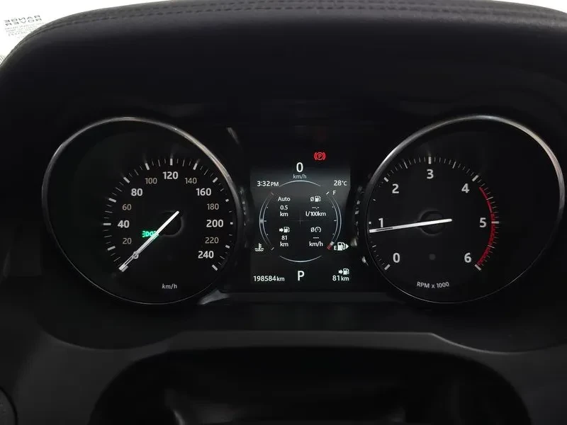 Land Rover Range Rover Evoque 2.0 Td4 Hse, снимка 8 - Автомобили и джипове - 55349981