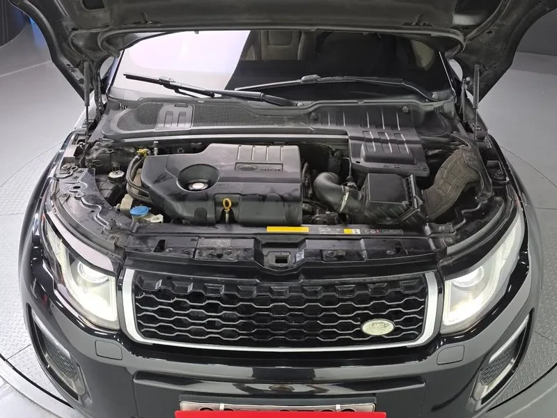 Land Rover Range Rover Evoque 2.0 Td4 Hse, снимка 6 - Автомобили и джипове - 55349981