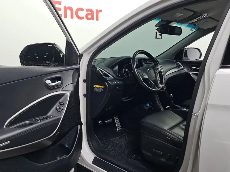 Hyundai Santa fe 2.0 2WD PREMIUM, снимка 10 - Автомобили и джипове - 56325678