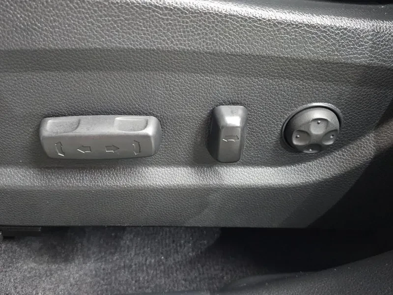 Hyundai Santa fe 2.0 2WD PREMIUM, снимка 14 - Автомобили и джипове - 56325678