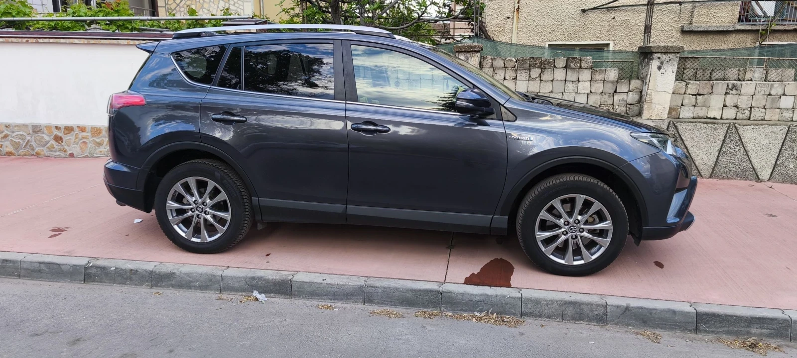 Toyota Rav4 Hibrit - изображение 9