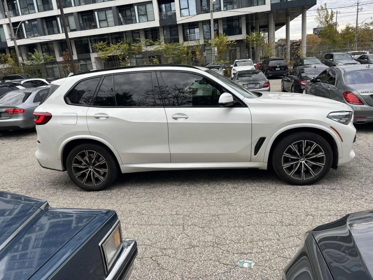 BMW X5 M-pkg* Xdrive* Massage* HUD* Harman/Kardon* Distro - изображение 4