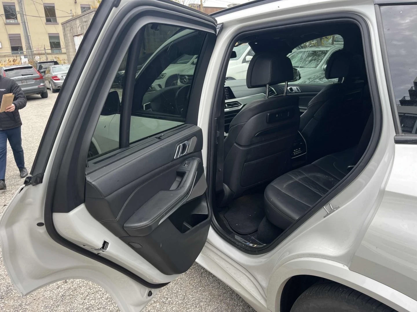 BMW X5 M-pkg* Xdrive* Massage* HUD* Harman/Kardon* Distro - изображение 10