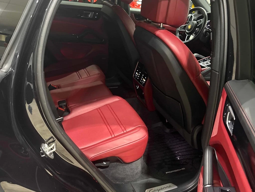 Porsche Cayenne * Coupe AWD * CARFAX * БЕЗ ПЪРВОНАЧАЛНА ВНОСКА - изображение 9