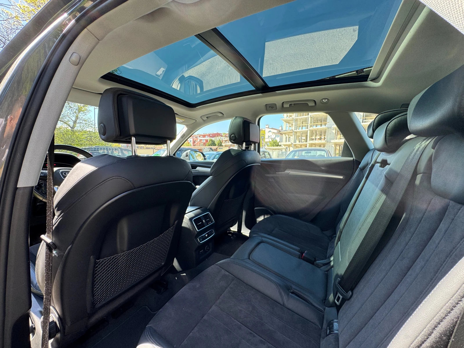 Audi Q5 2.0 TFSI QUATTRO S TRONIC, снимка 12 - Автомобили и джипове - 54319349