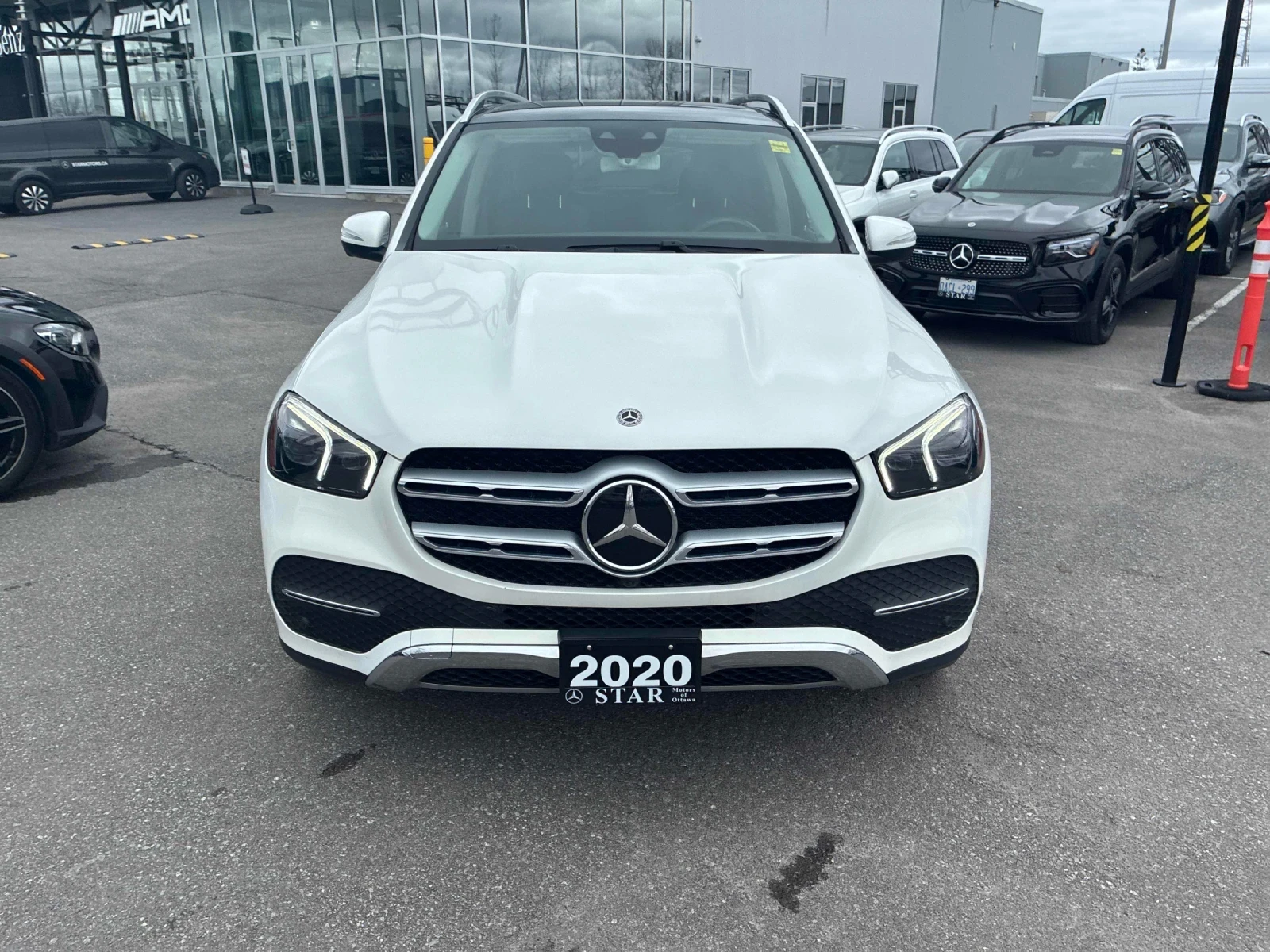 Mercedes-Benz GLE 350 ДИСТРОНИК * ПОДГРЕВ * ПАНОРАМА * 360 * BURMESTER