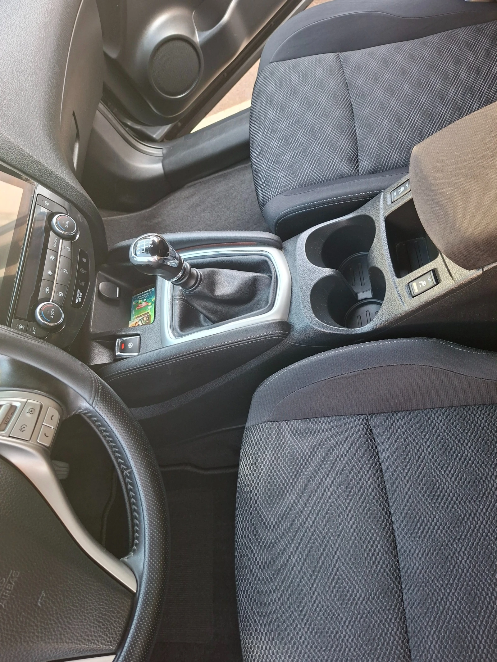 Nissan Qashqai j11, снимка 15 - Автомобили и джипове - 55825484