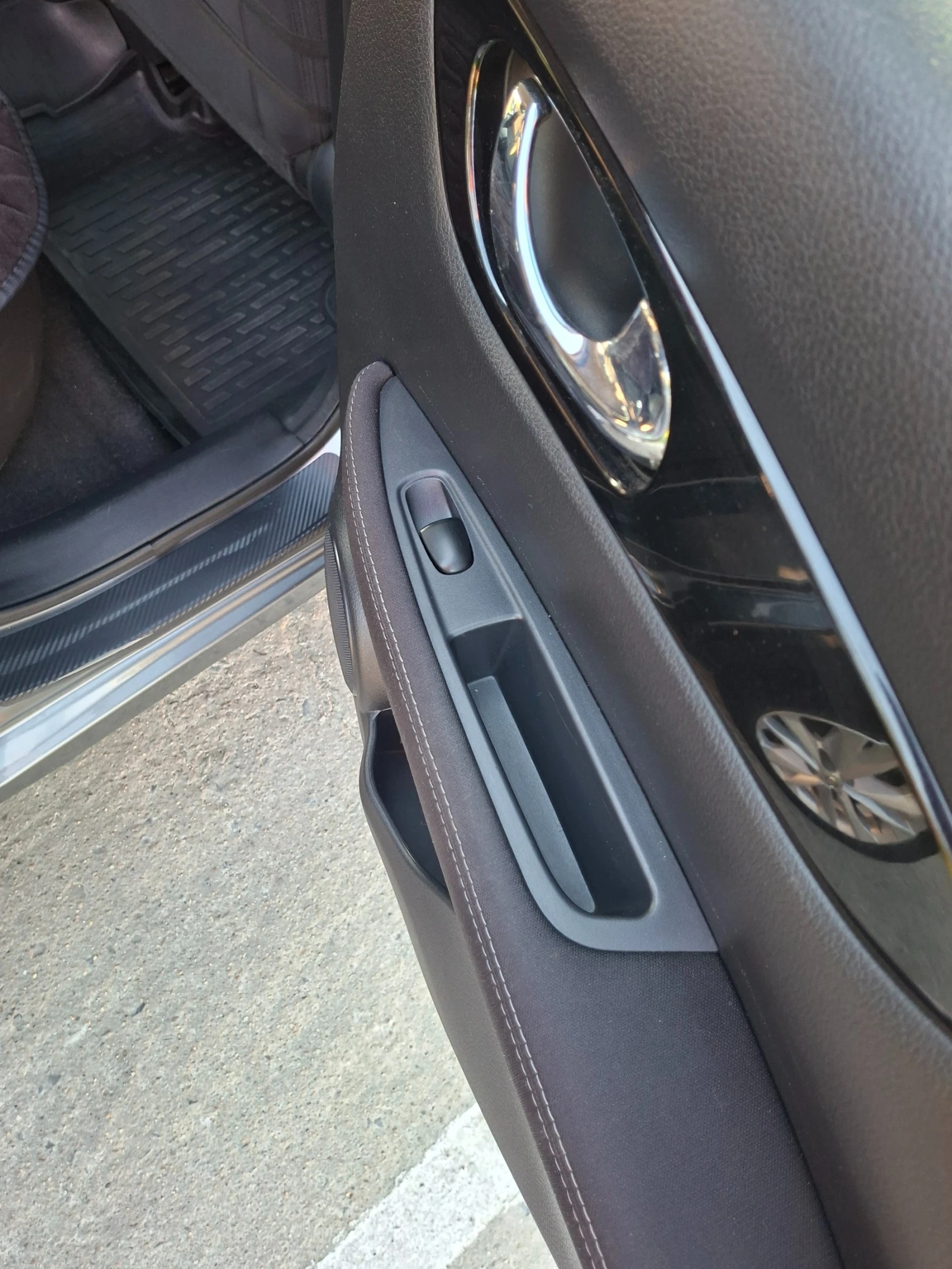 Nissan Qashqai j11, снимка 7 - Автомобили и джипове - 55825484