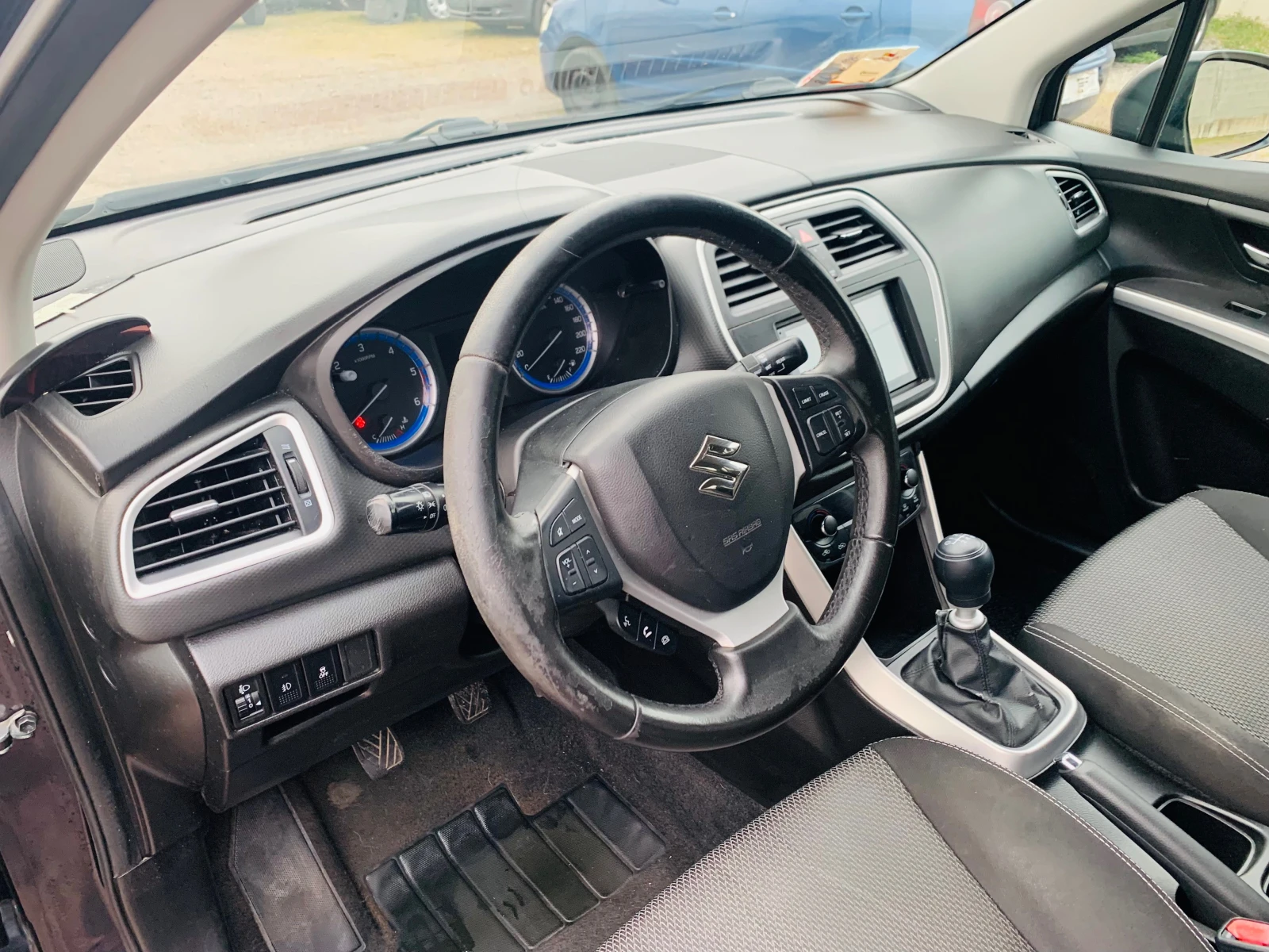 Suzuki SX4 S-Cross 1.6d, снимка 9 - Автомобили и джипове - 56228288