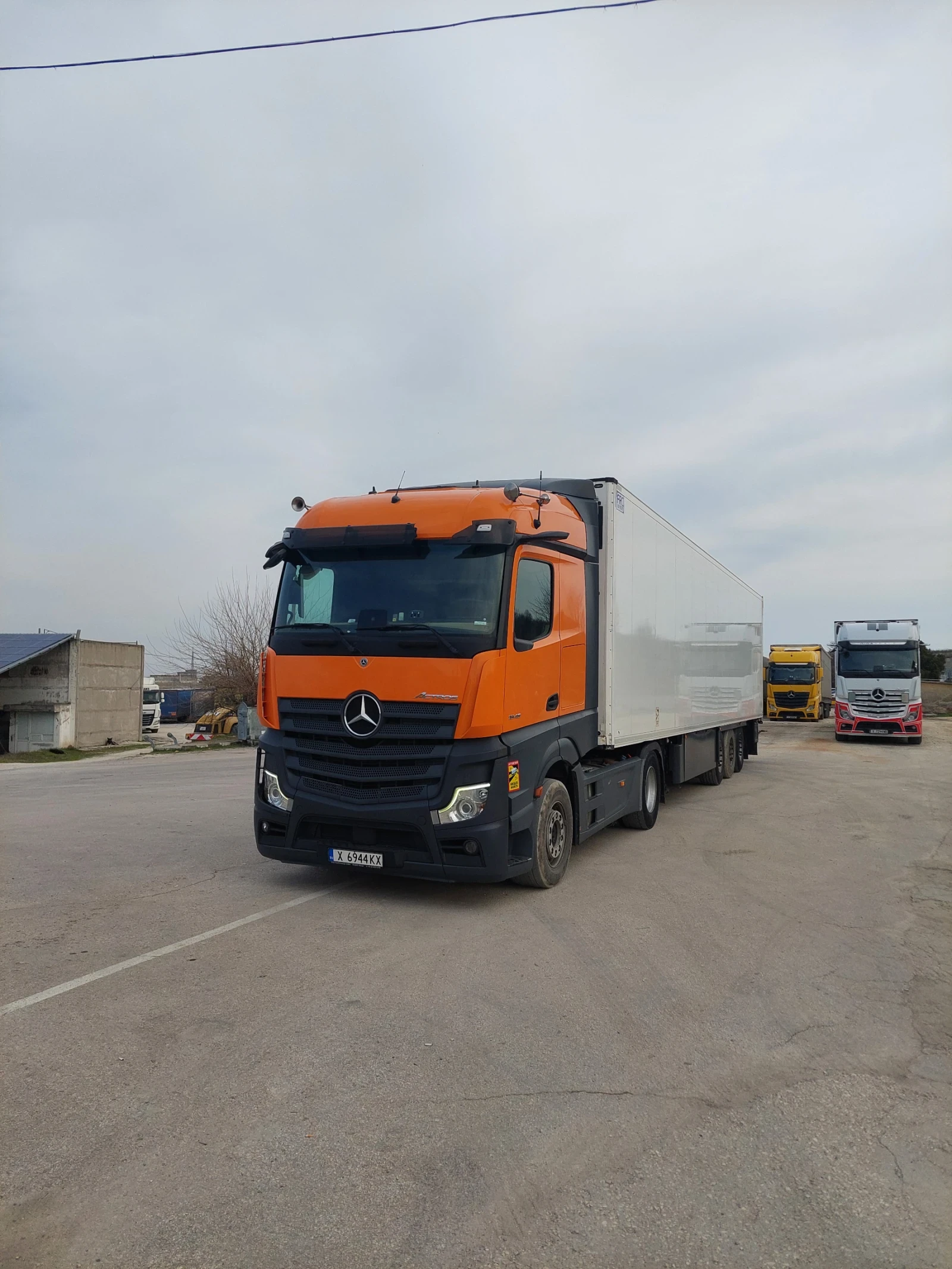 Mercedes-Benz Actros  - изображение 3