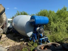 Бетон миксер Mercedes, снимка 1