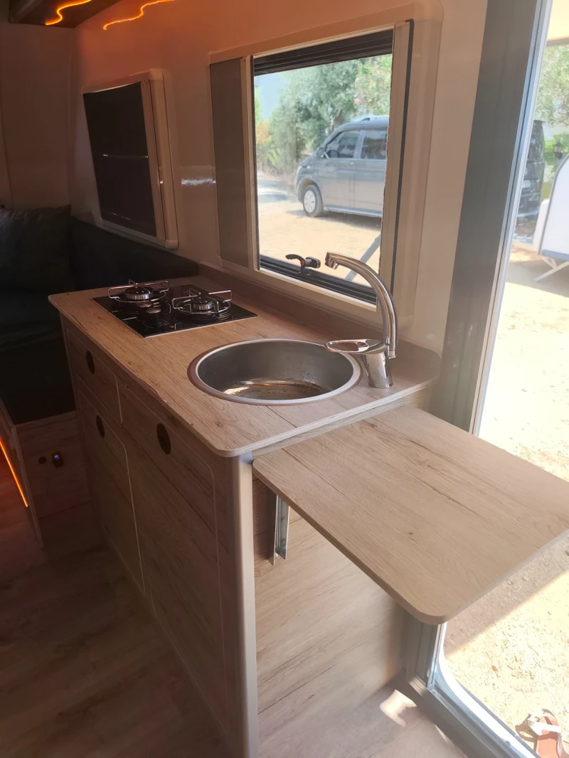 Каравана Други 414C НОВА с всички екстри и гаранция, снимка 9 - Каравани и кемпери - 52770464