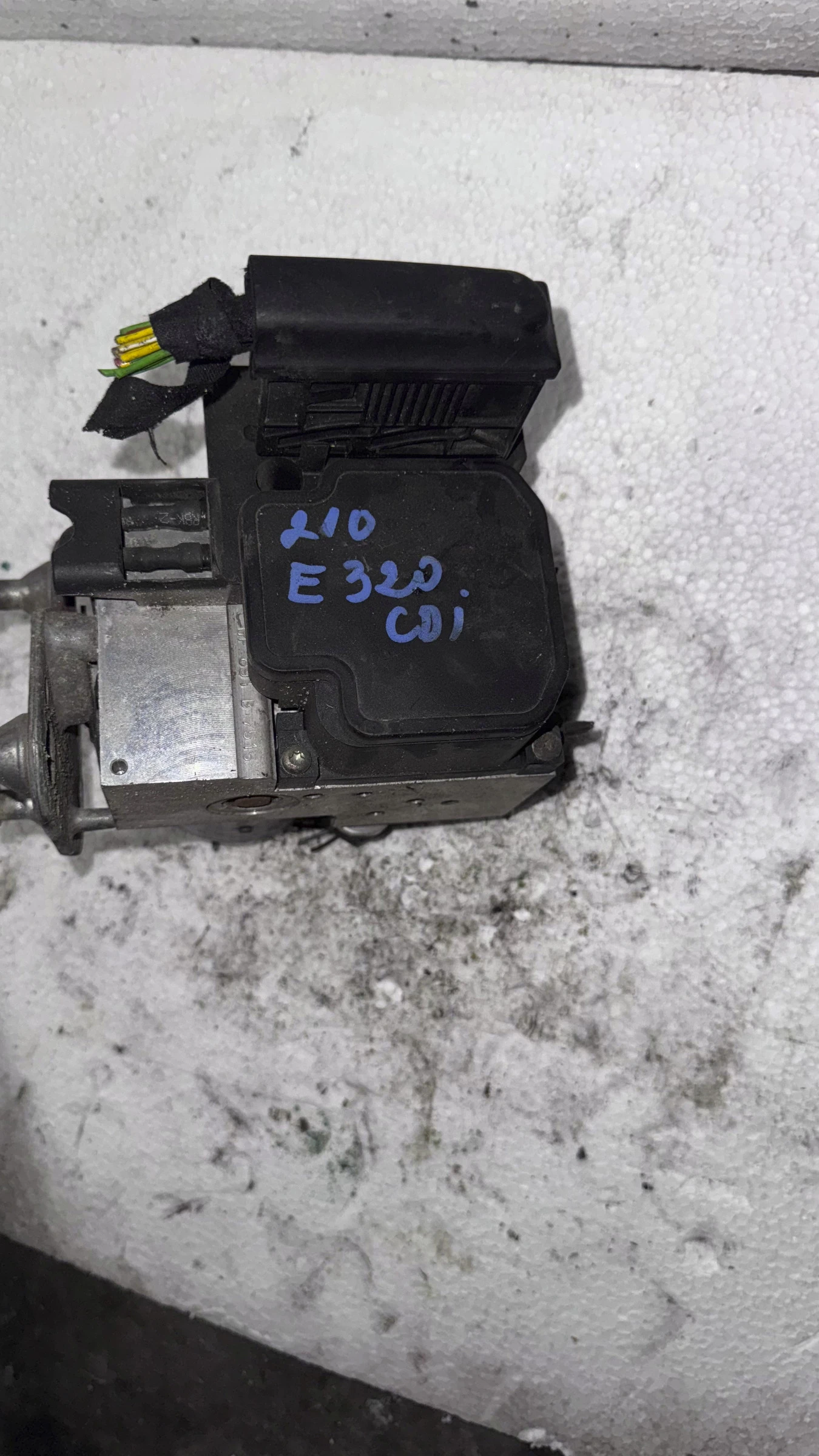    ABS  Mercedes E 320 0 265 202 495 | Mobile.bg   1