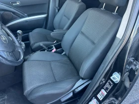 Toyota Corolla verso 2.2 D4D, снимка 11