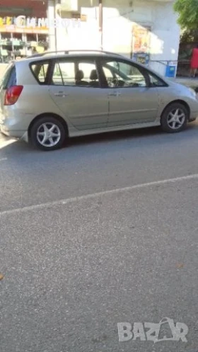 Toyota Corolla verso - 2000 € / 3911.66 лв. - 29777659 3