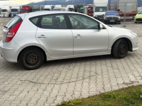 Hyundai I30 Автомат/Фейс Лифт / Много Запазен - 5350 € / 10463.69 лв. - 12236333 8
