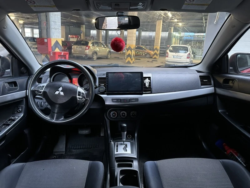 Mitsubishi Lancer 1.8 Газ/Бензин, снимка 10 - Автомобили и джипове - 44959728