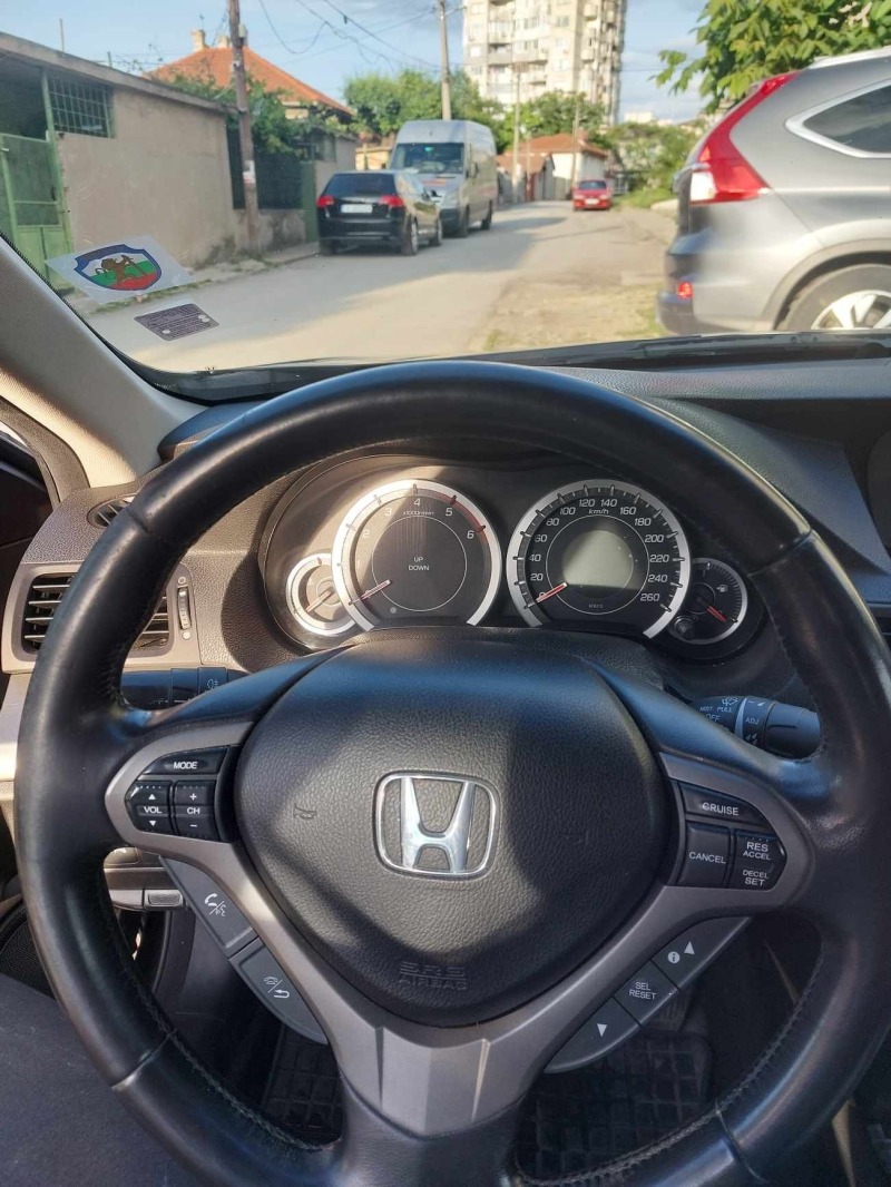 Honda Accord Седан, снимка 7 - Автомобили и джипове - 45795456
