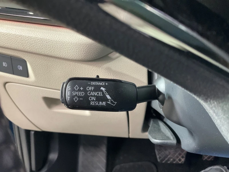 Skoda Octavia 2.0 TDI Premium, снимка 16 - Автомобили и джипове - 47712226