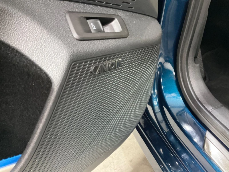 Skoda Octavia 2.0 TDI Premium, снимка 7 - Автомобили и джипове - 47712226