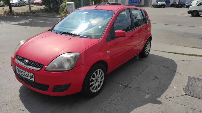 Ford Fiesta, снимка 2 - Автомобили и джипове - 47629653