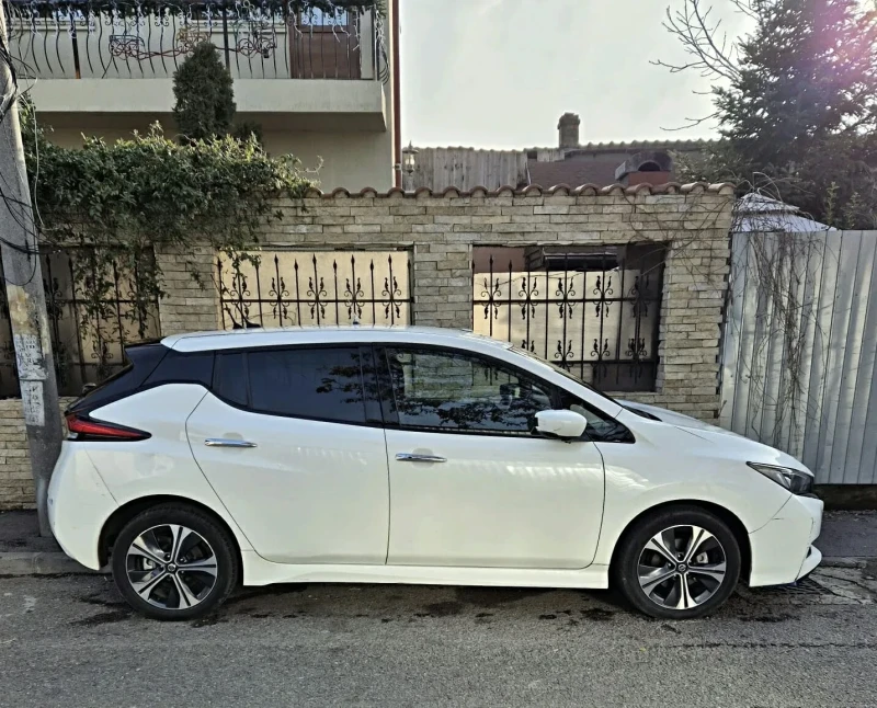 Nissan Leaf  62kW, снимка 2 - Автомобили и джипове - 48515829