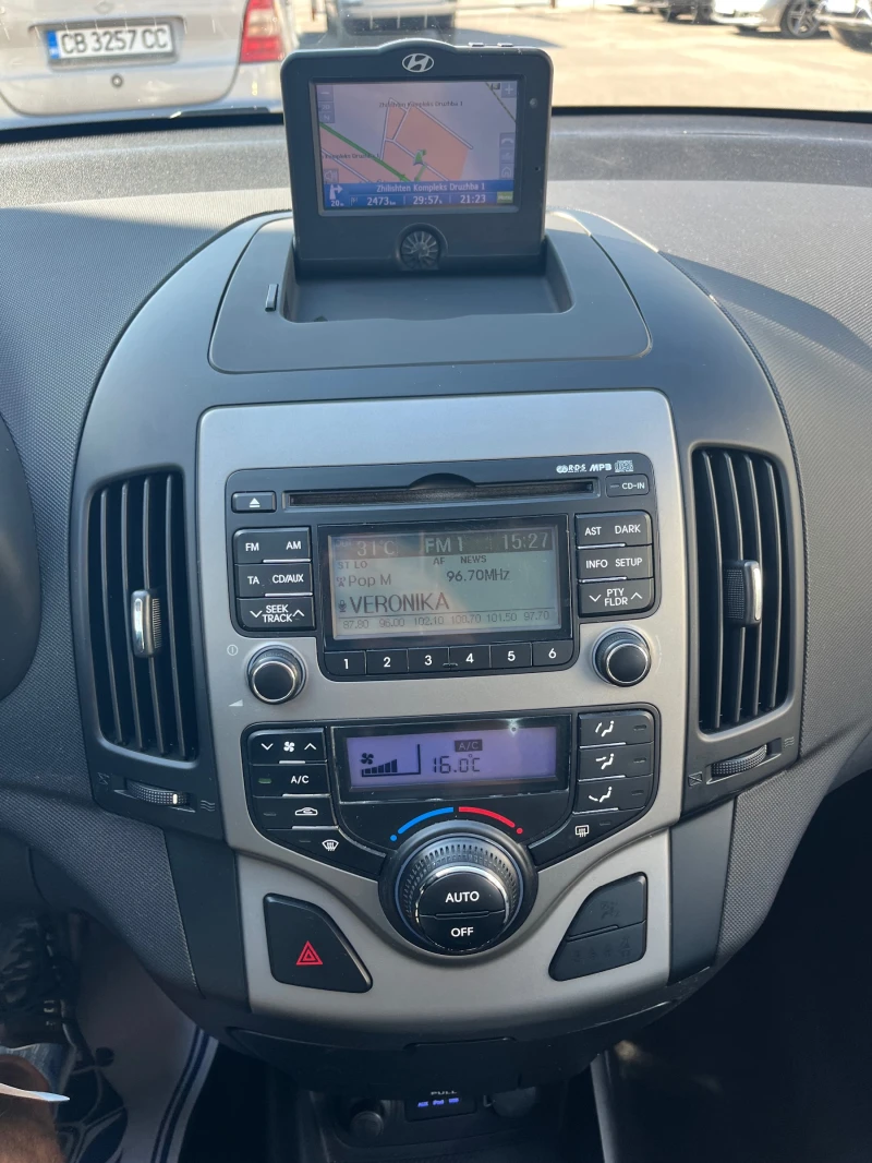 Hyundai I30 1.6i DOHC, снимка 12 - Автомобили и джипове - 51583370