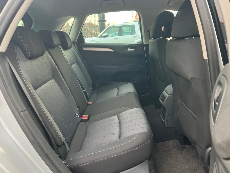 Citroen C4 1.6 HDI, снимка 15 - Автомобили и джипове - 52630623