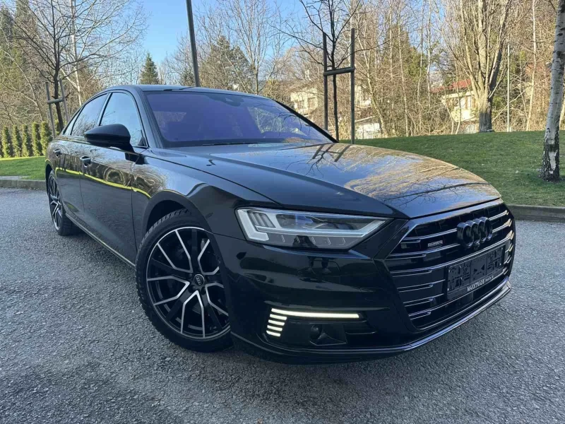 Audi A8 60TFSI / PLUG-IN HYBRID / LONG