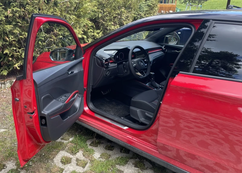 Skoda Fabia Monte Carlo 1.5TSI Evo2 7DSG, снимка 5 - Автомобили и джипове - 53105829