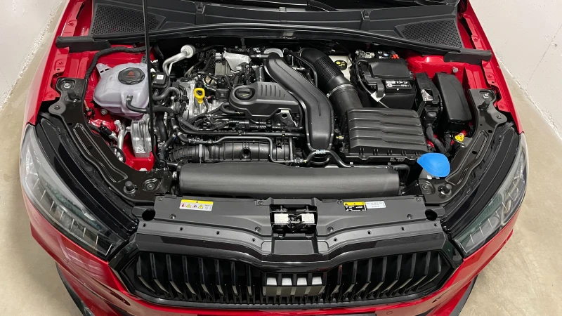 Skoda Fabia Monte Carlo 1.5TSI Evo2 7DSG, снимка 9 - Автомобили и джипове - 53105829