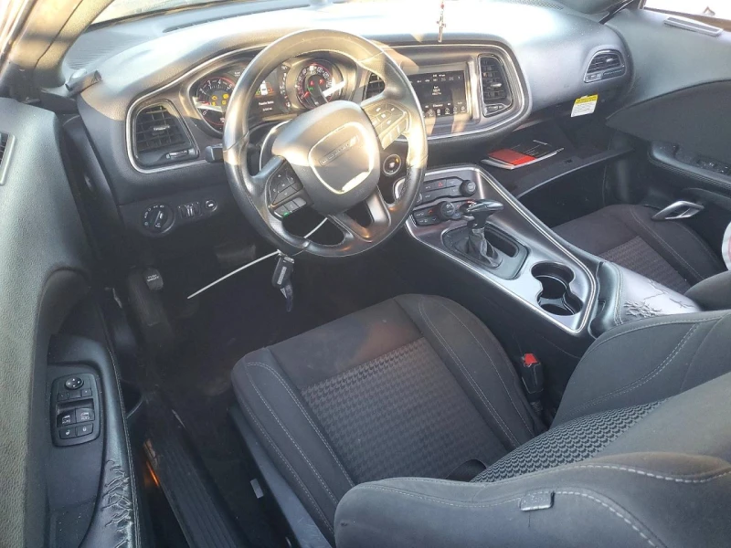 Dodge Challenger SXT * Крайна цена без търг* , снимка 8 - Автомобили и джипове - 53554661