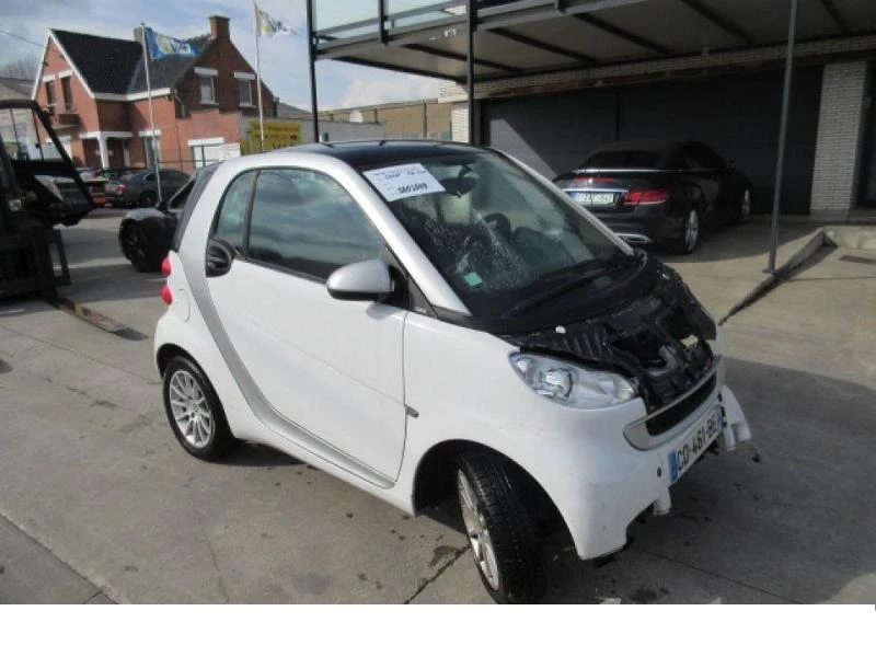 Smart Fortwo 1.0i-НА ЧАСТИ, снимка 2 - Автомобили и джипове - 14447290