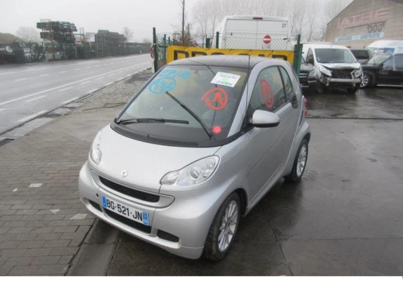 Smart Fortwo 1.0i-НА ЧАСТИ, снимка 7 - Автомобили и джипове - 14447290