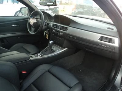 BMW 320 320D,330D,335D, снимка 14 - Автомобили и джипове - 47940060