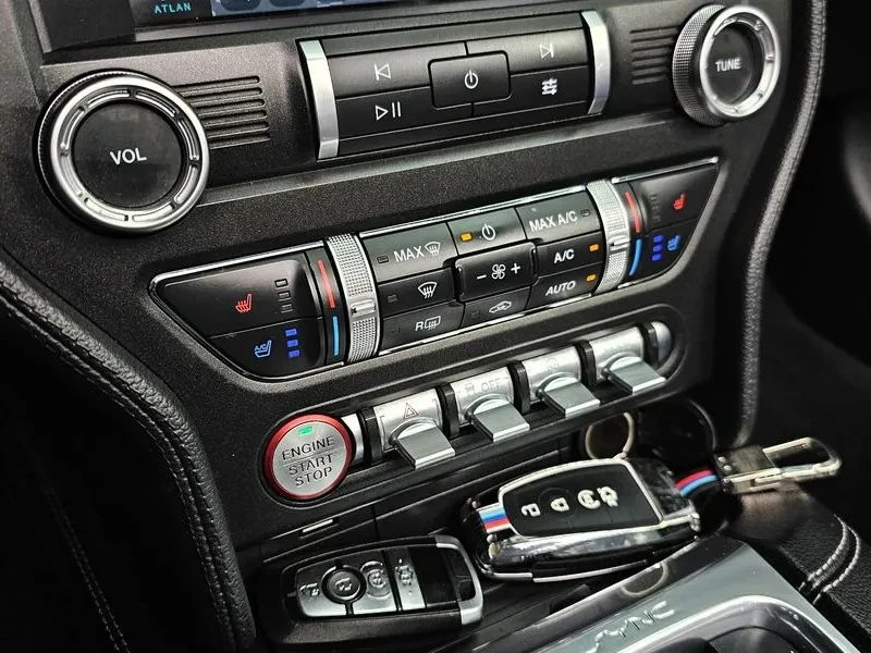 Ford Mustang 2.3 - САМО 30% АВАНС, снимка 13 - Автомобили и джипове - 56293292