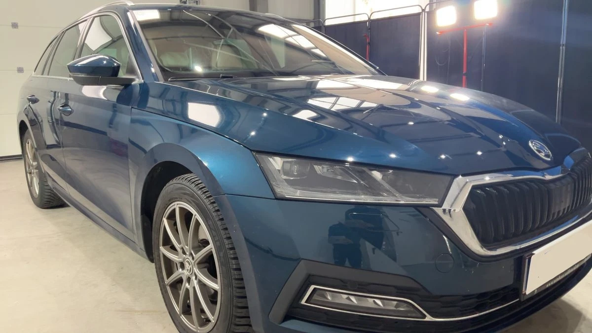 Skoda Octavia 2.0 TDI Premium - изображение 4