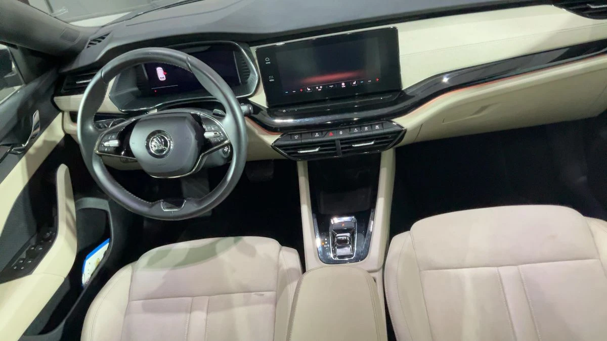 Skoda Octavia 2.0 TDI Premium | Mobile.bg   15