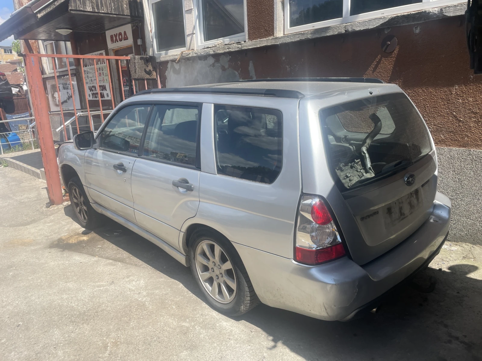 Subaru Forester 2.0i - изображение 2