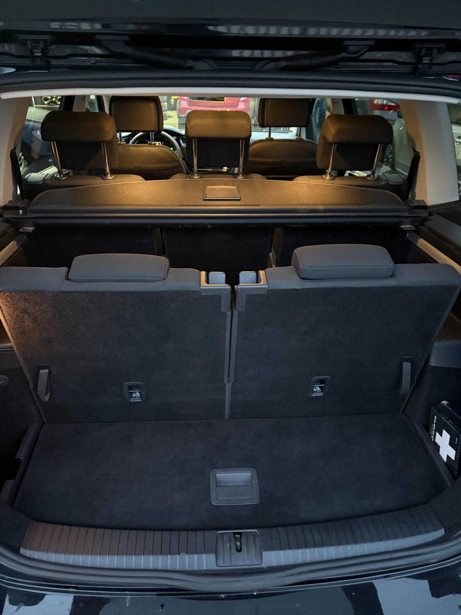 VW Touran 1, 6 ТДИ  - изображение 9