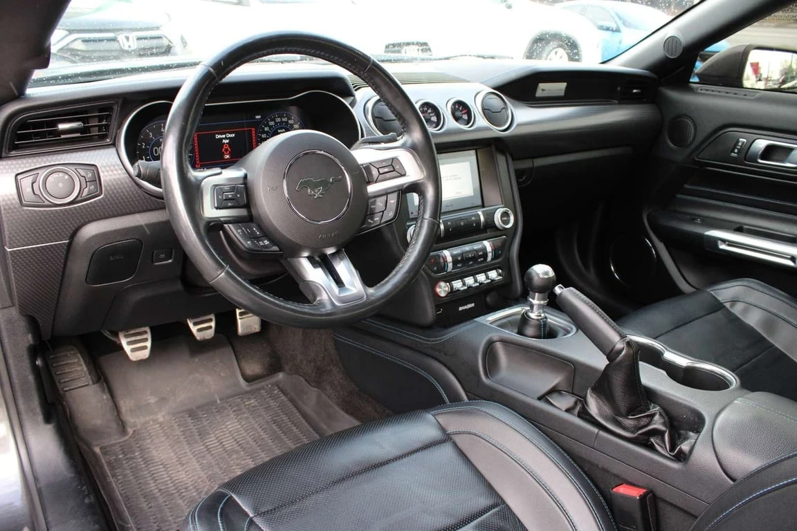 Ford Mustang GT * Ръчка * ФИКСИРАНА ЦЕНА ДО БГ * CARFAX  - изображение 9