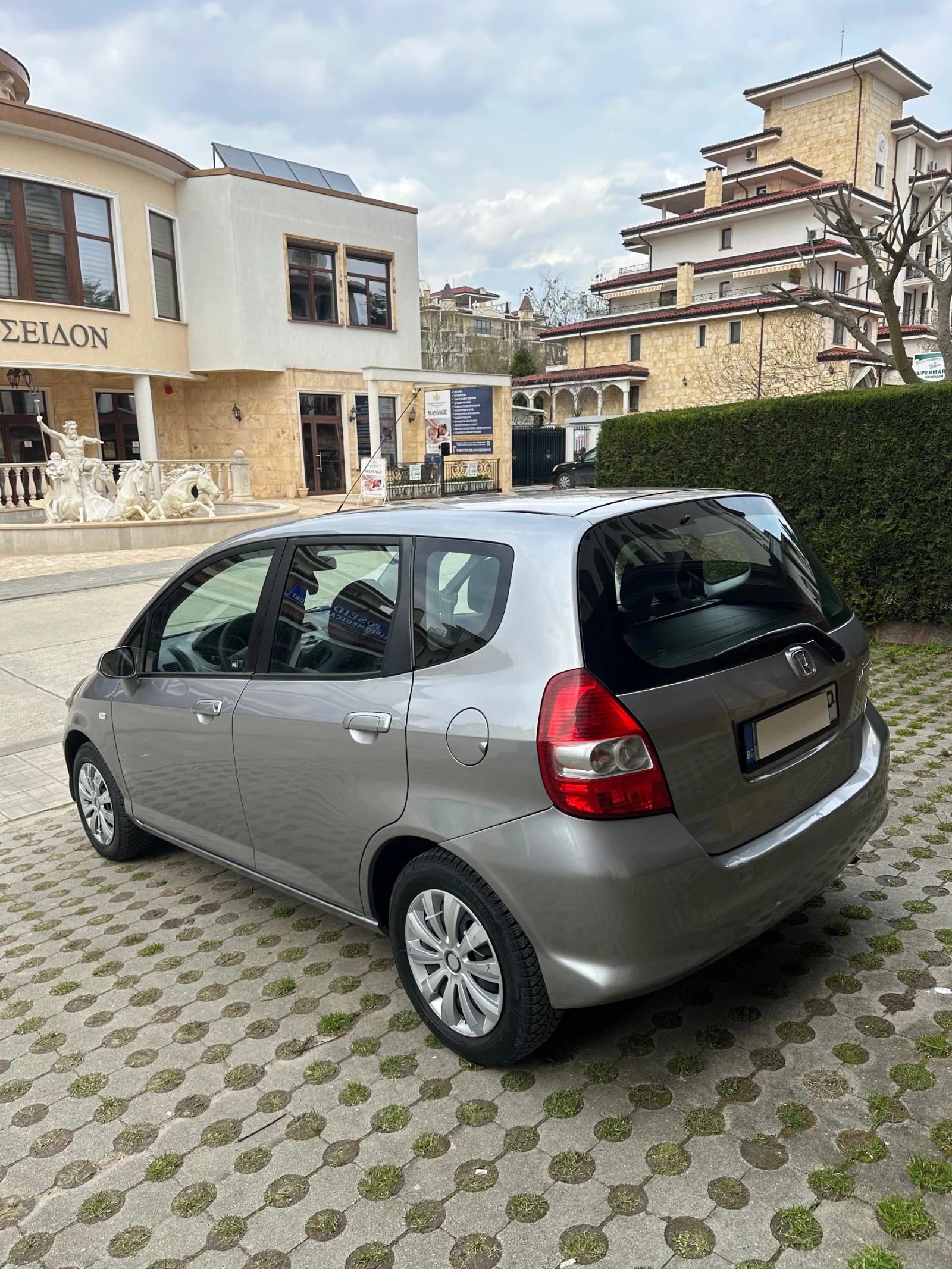 Honda Jazz 1.2i, снимка 5 - Автомобили и джипове - 53726436